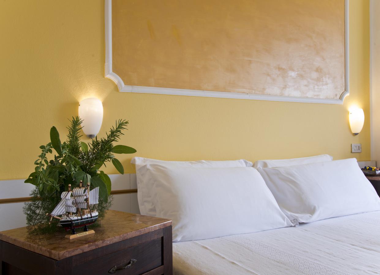 Hotel Trafalgar Rimini Luaran gambar