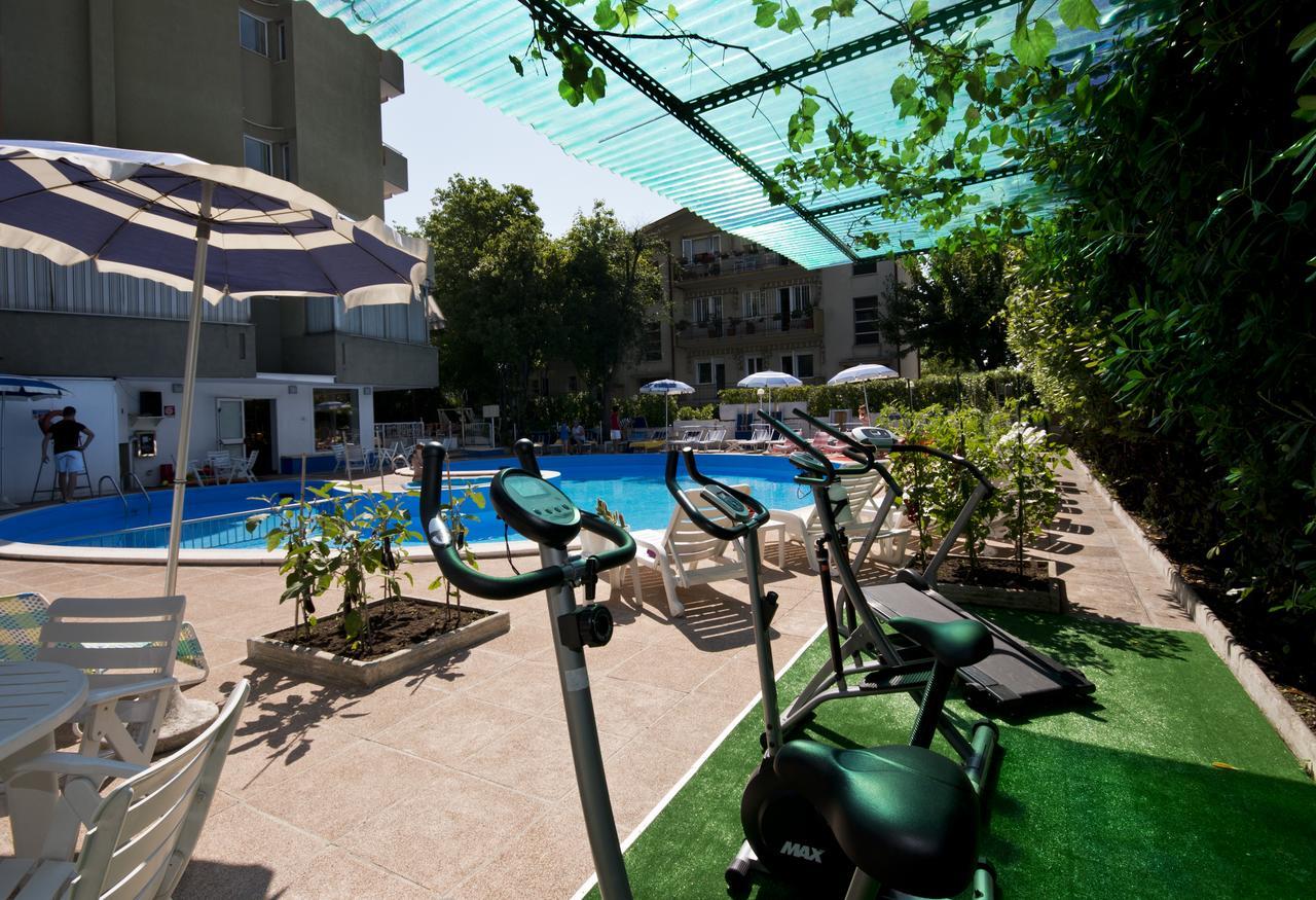 Hotel Trafalgar Rimini Luaran gambar